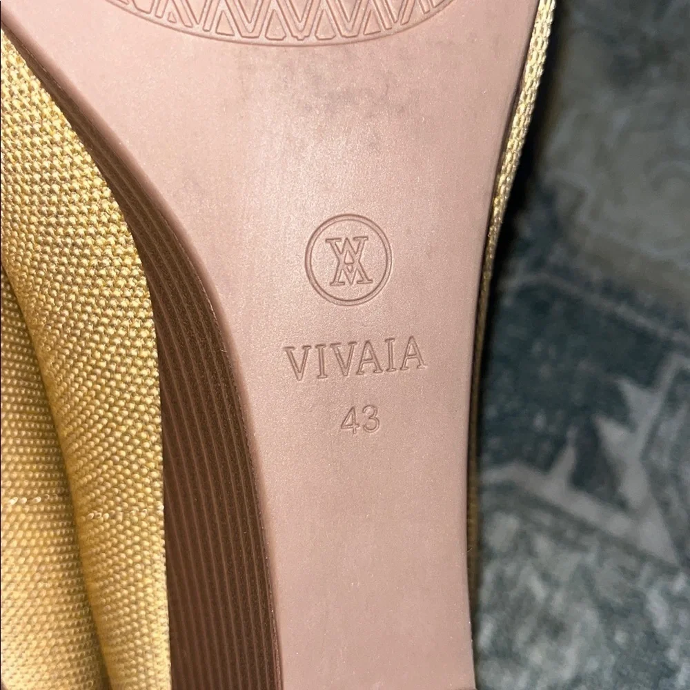 Vivaia womens Almond-Toe Wedge (Tamia Wedge Pro) size 43 US 11